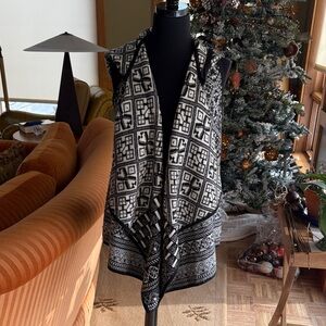 Joie Monochrome Knit Vest